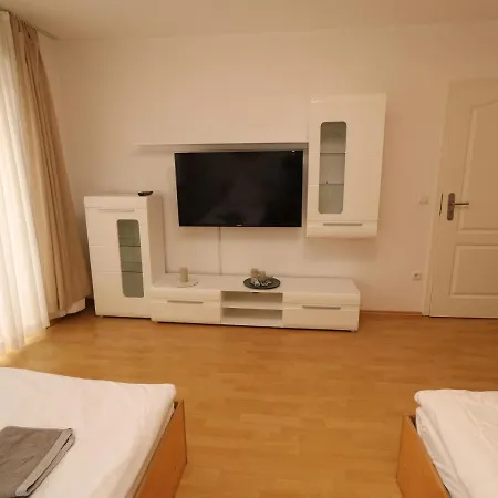 Apartment Charming In With Terrace Essen